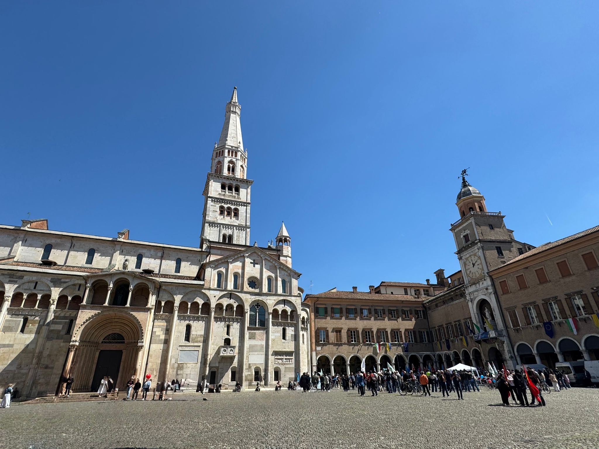 Die Schule — Modena 1