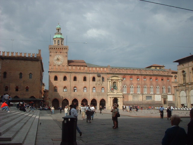 Ort & Umgebung — Bologna 3
