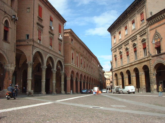 Ort & Umgebung — Bologna 2